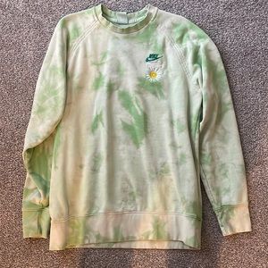 Men’s tie dye sweatshirt